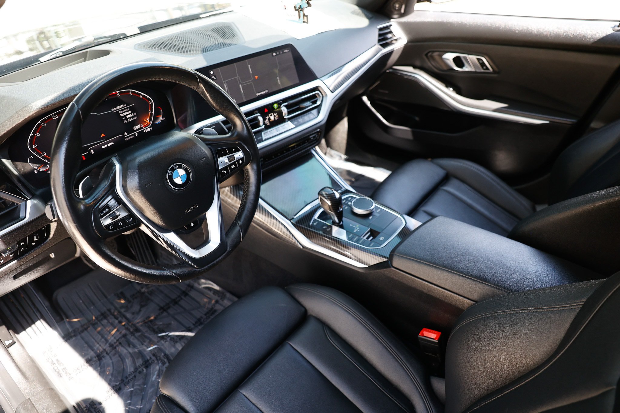 Used 2019 BMW 330i xDrive Sedan w/ Premium Package AWD/4WD image 6