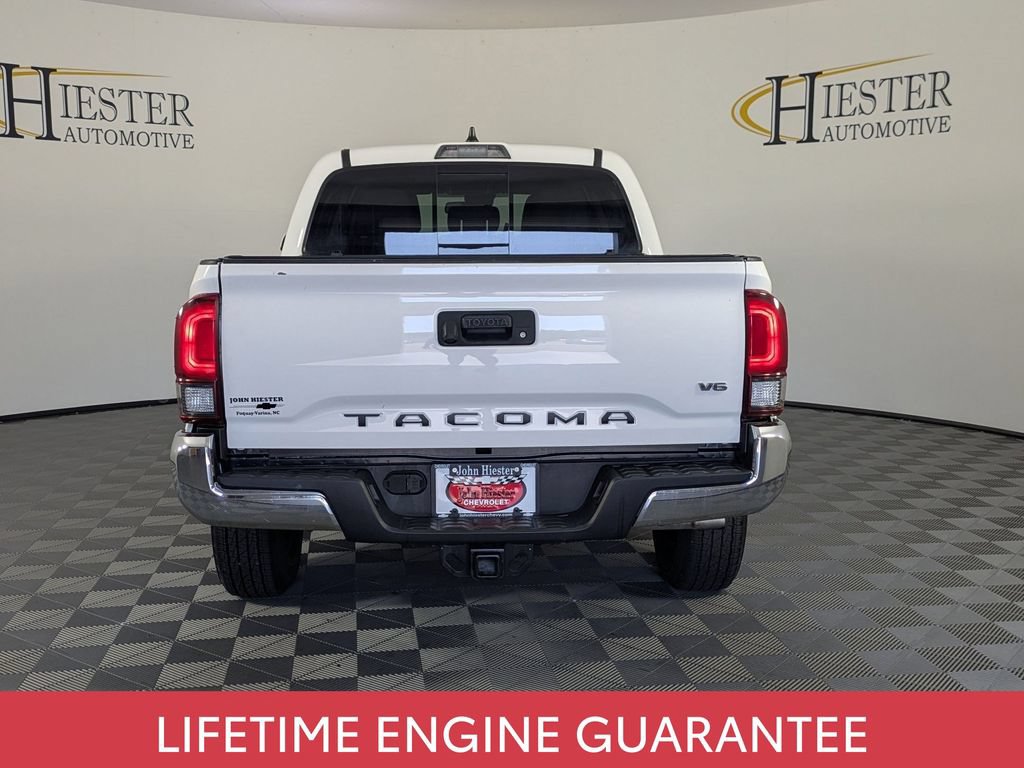 Used 2021 Toyota Tacoma SR5 RWD image 3