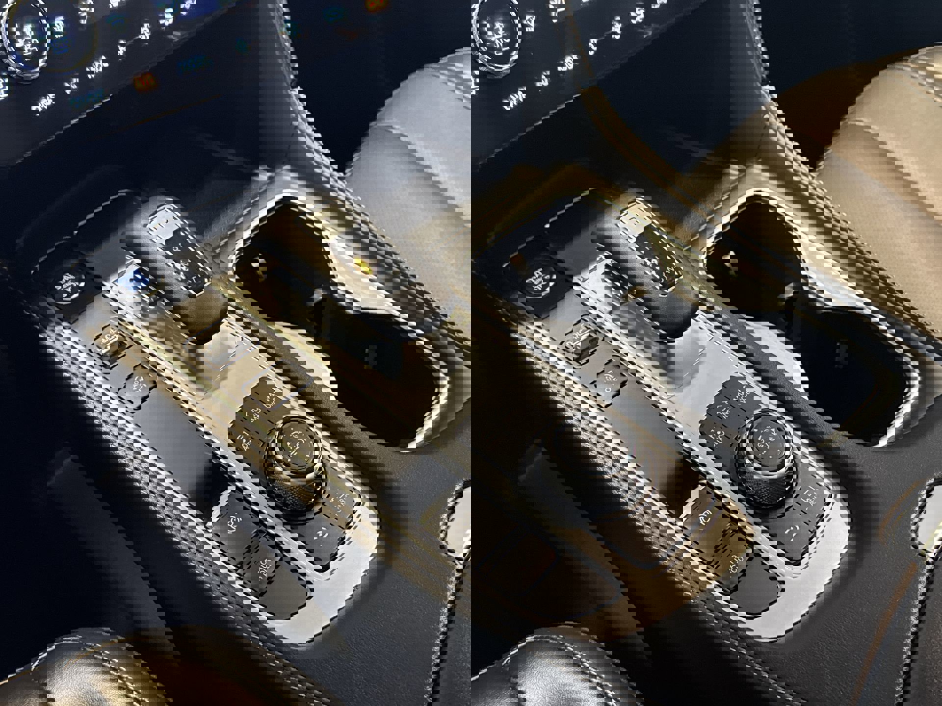 Certified 2025 INFINITI QX60 Luxe image 20