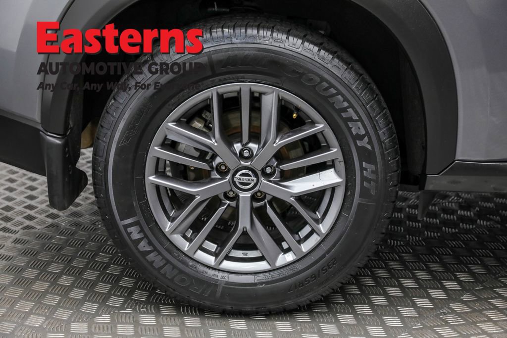 Used 2021 Nissan Rogue S image 30