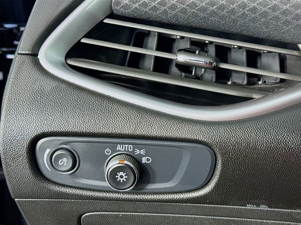 Used 2024 Chevrolet Malibu LT FWD image 14