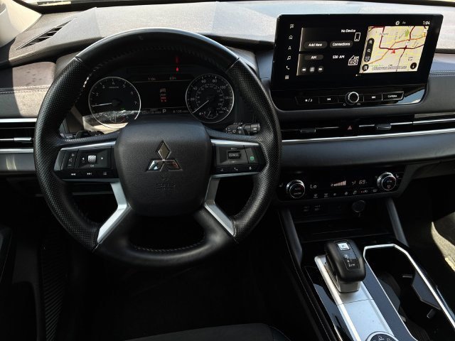 Used 2025 Mitsubishi Outlander SE AWD/4WD image 15