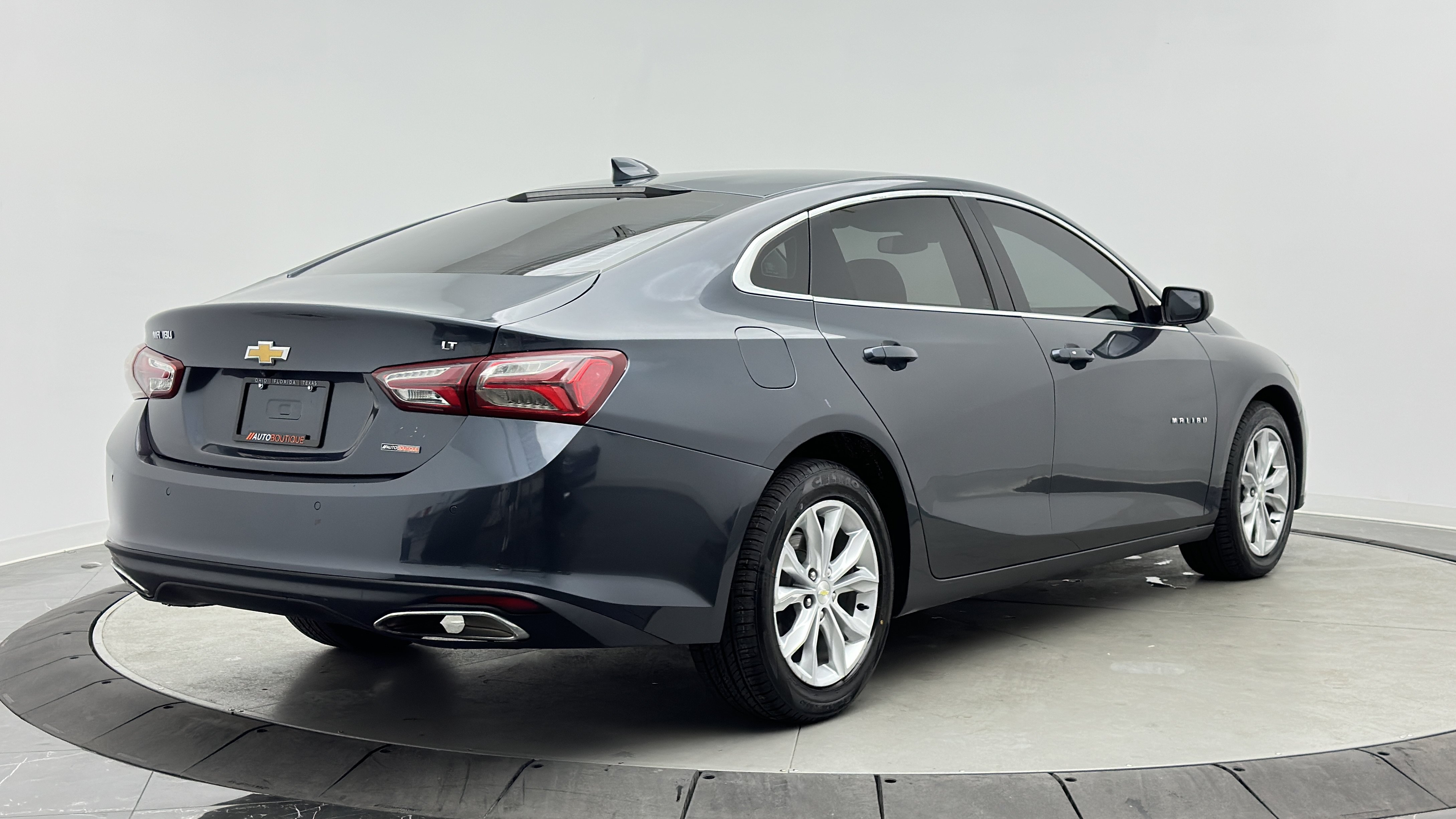Used 2020 Chevrolet Malibu LT FWD image 6