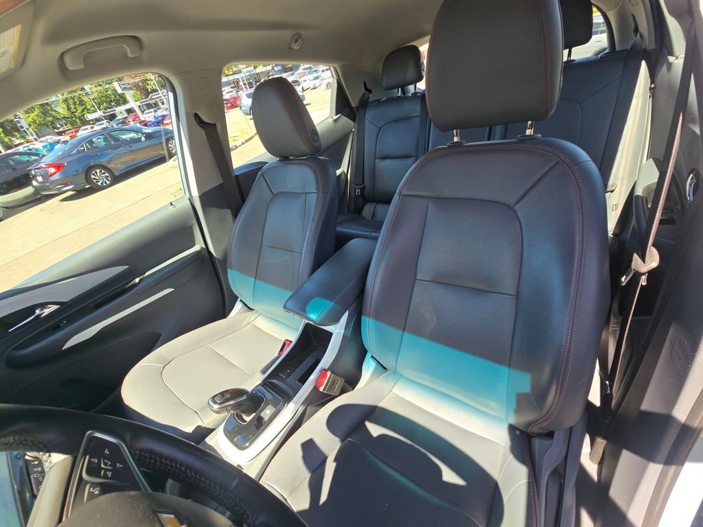 Used 2017 Chevrolet Bolt Premier w/ Driver Confidence II Package FWD image 22