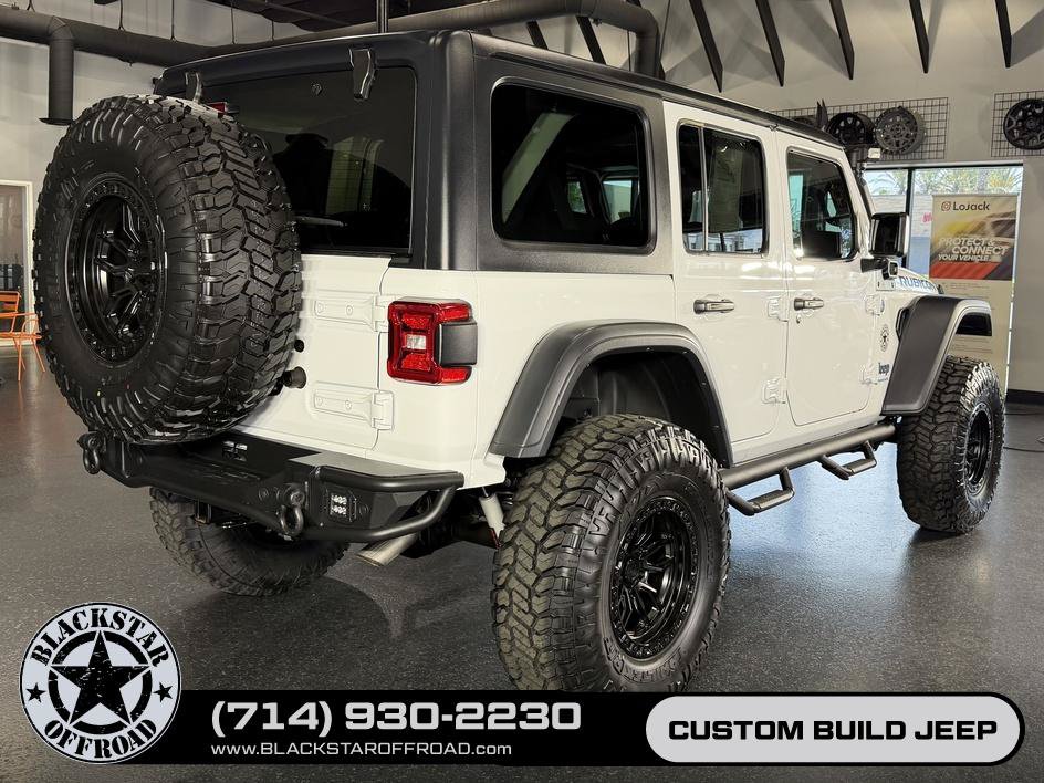 Used 2024 Jeep Wrangler Unlimited Rubicon 4xe AWD/4WD image 16