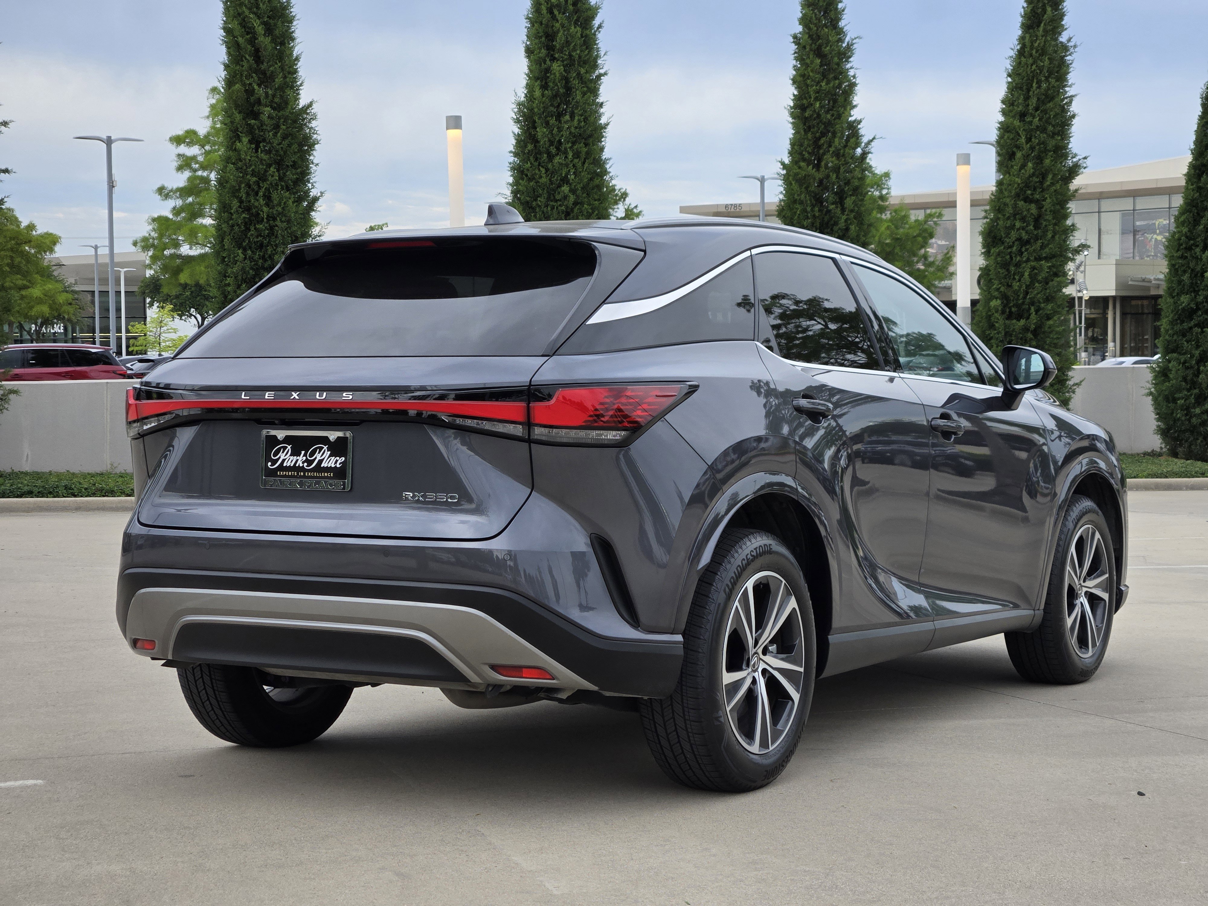 Certified 2025 Lexus RX 350 Premium w/ Accessory Package (Z1) FWD image 5