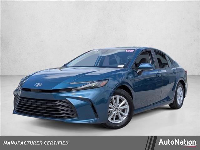 Used 2025 Toyota Camry LE w/ Convenience Package image 1