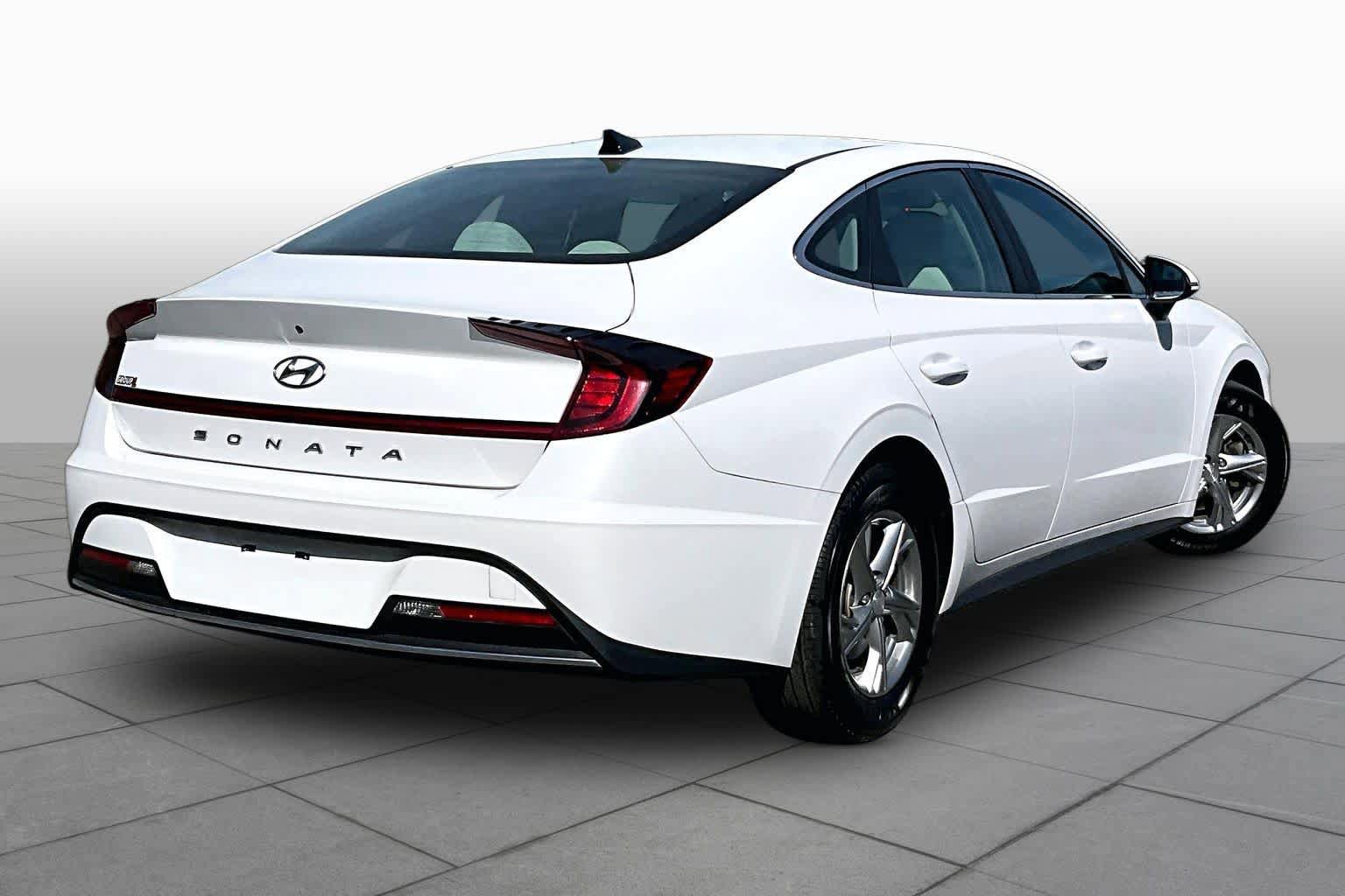 Used 2023 Hyundai Sonata SE FWD image 13