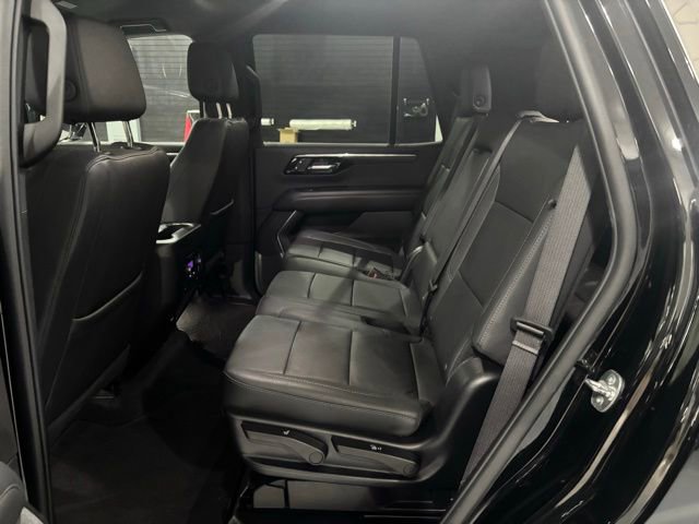Used 2025 Chevrolet Tahoe LT image 13