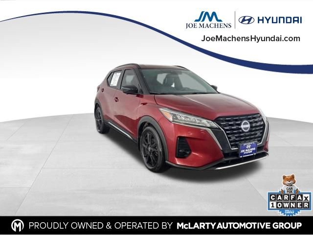 Used 2023 Nissan Kicks SR w/ SR Premium Package image 4