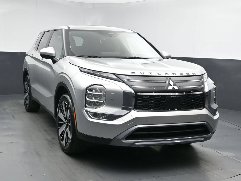 New 2026 Mitsubishi Outlander SE AWD/4WD image 2