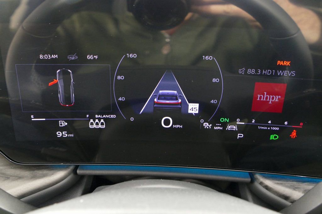 Used 2025 Audi Q5 Premium Plus w/ Premium Plus image 14