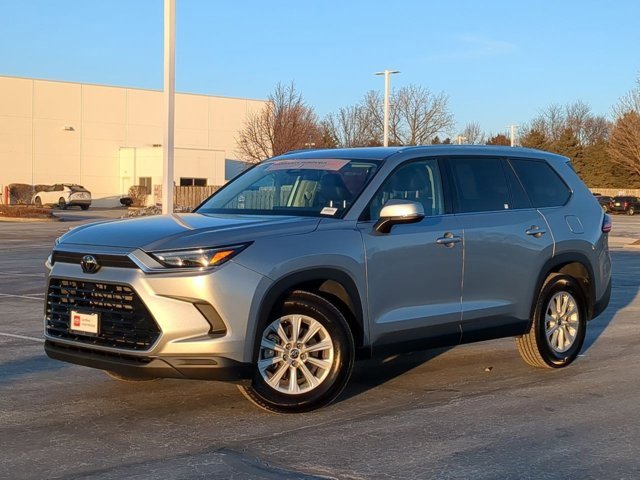 Certified 2025 Toyota Grand Highlander AWD video 2