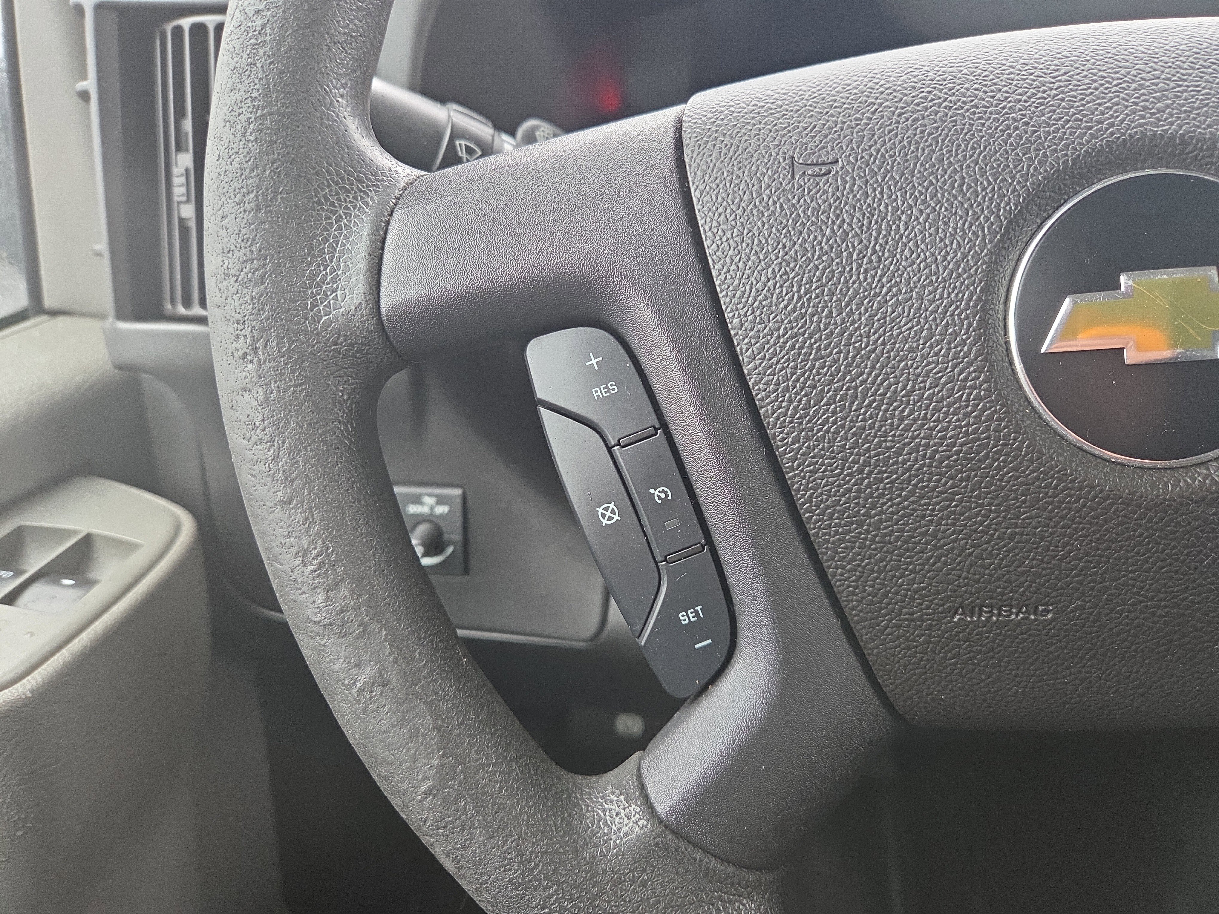 Used 2017 Chevrolet Express 2500 image 16