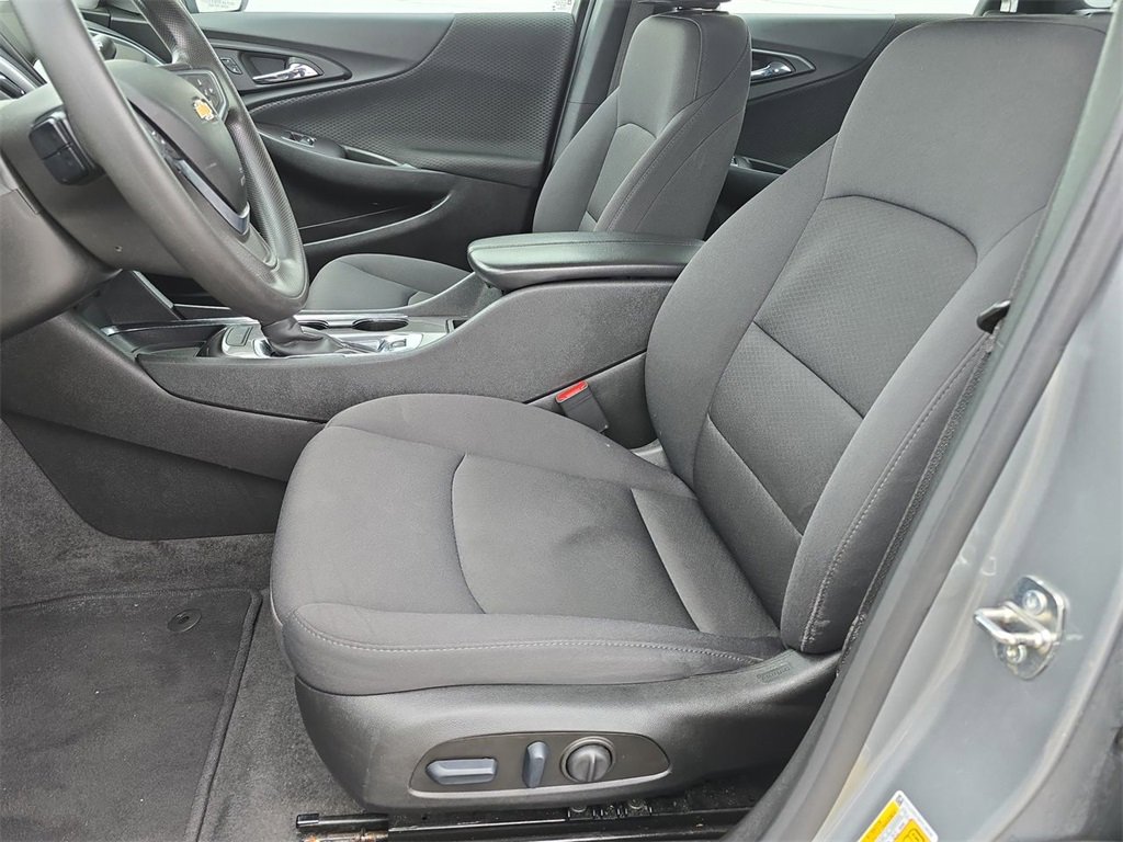 Used 2023 Chevrolet Malibu LT image 20