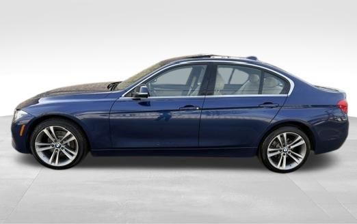 Used 2018 BMW 330i xDrive Sedan image 10