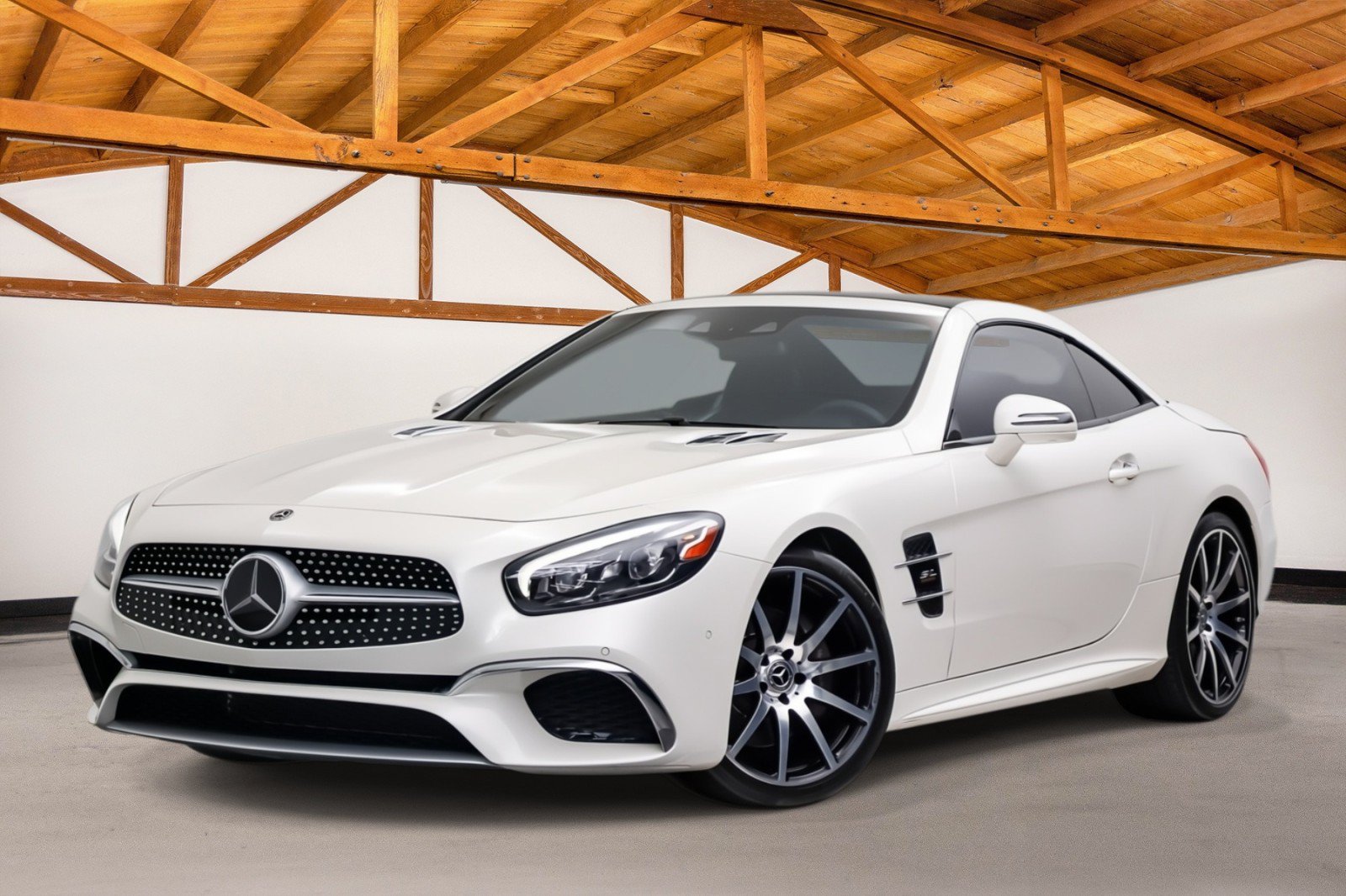 Used 2020 Mercedes-Benz SL 450 image 2