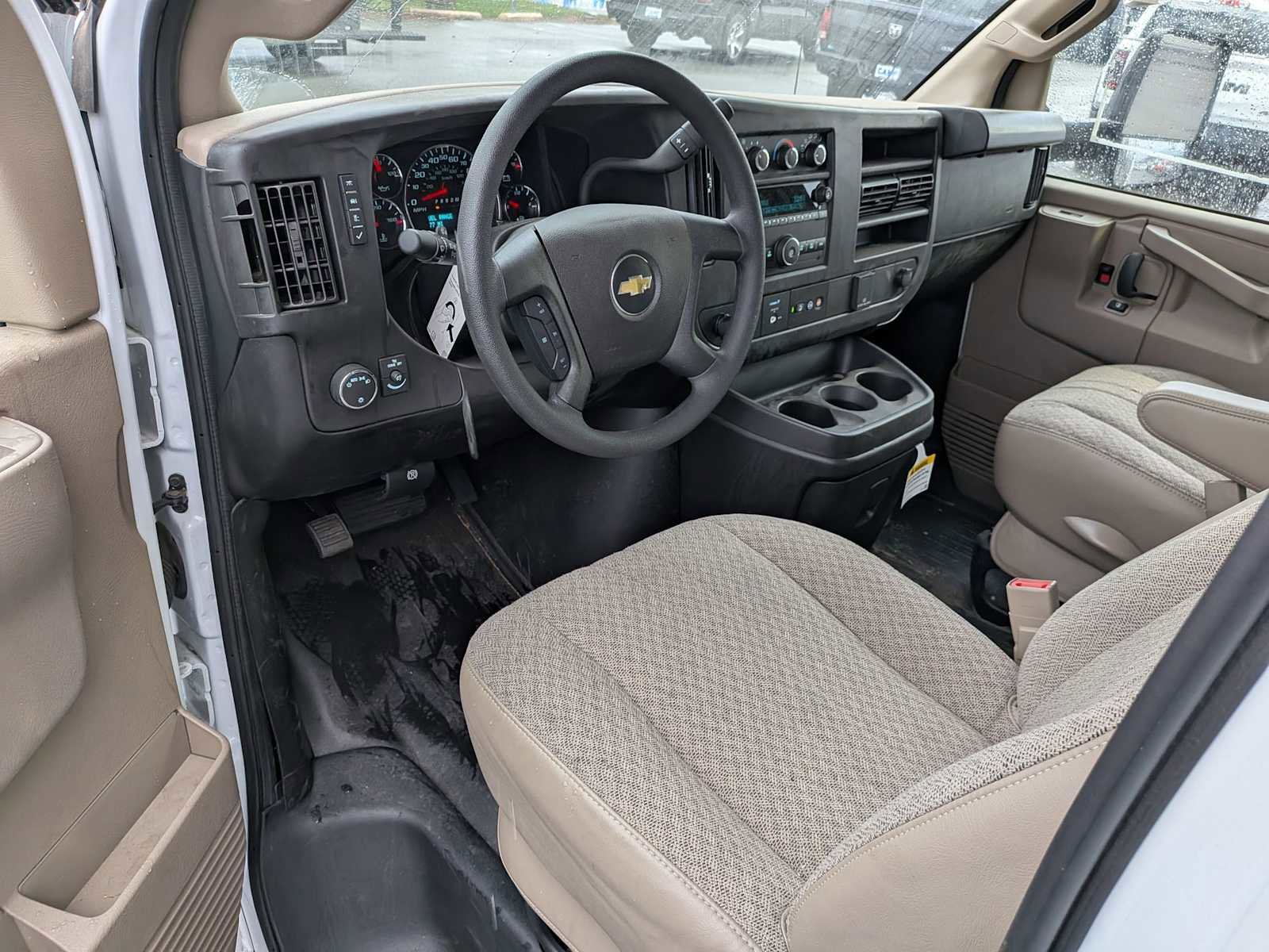 New 2024 Chevrolet Express 3500 w/ Power Convenience Package image 2