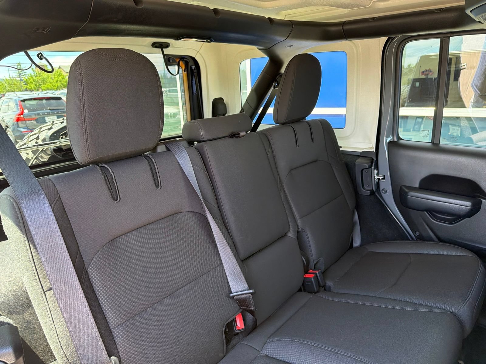 Used 2023 Jeep Wrangler Unlimited w/ 8.4" Radio Group AWD/4WD image 24