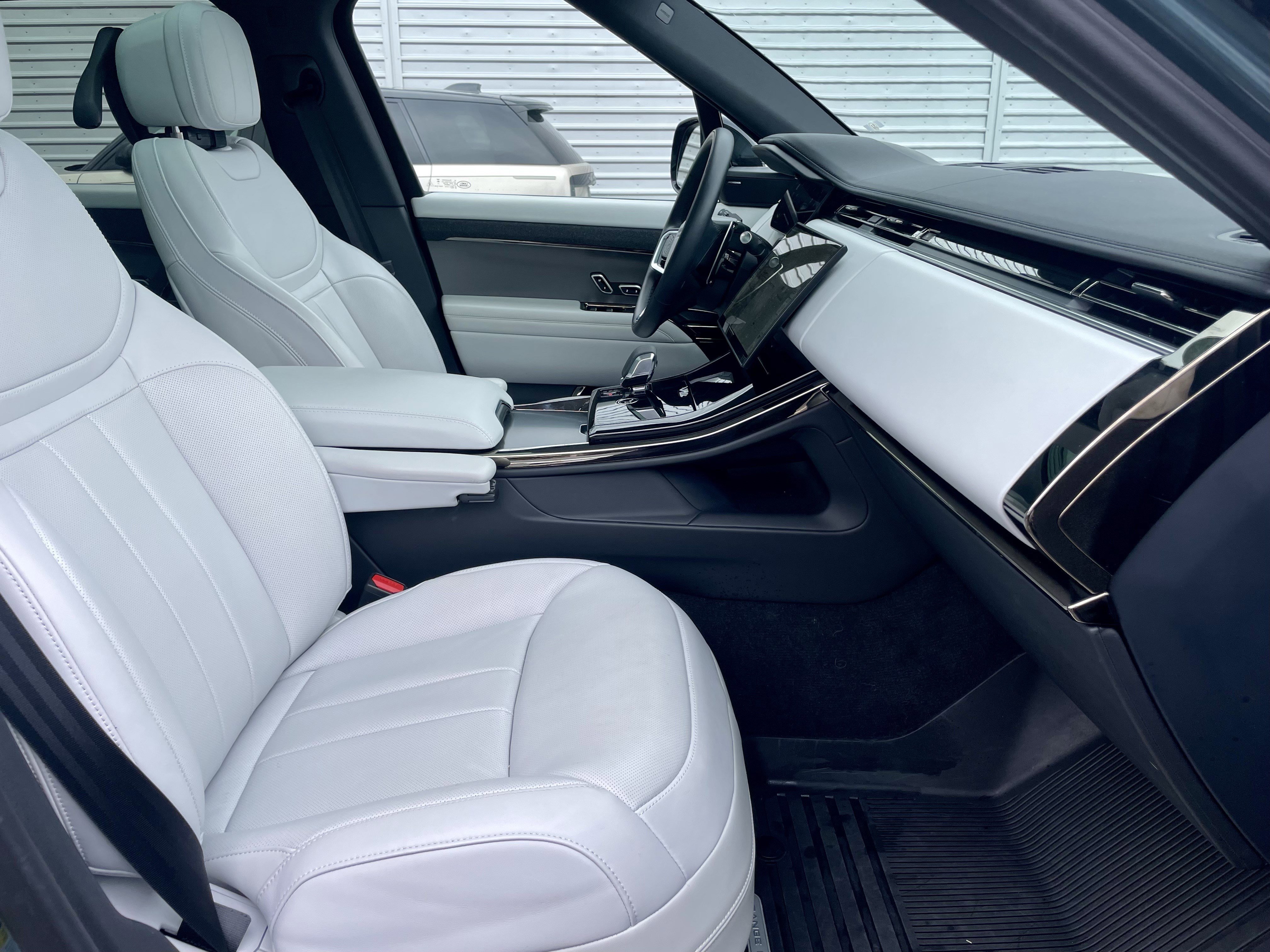 Certified 2024 Land Rover Range Rover Sport SE image 15