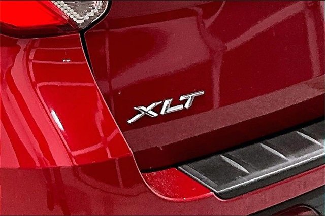 Used 2021 Ford Explorer XLT image 41