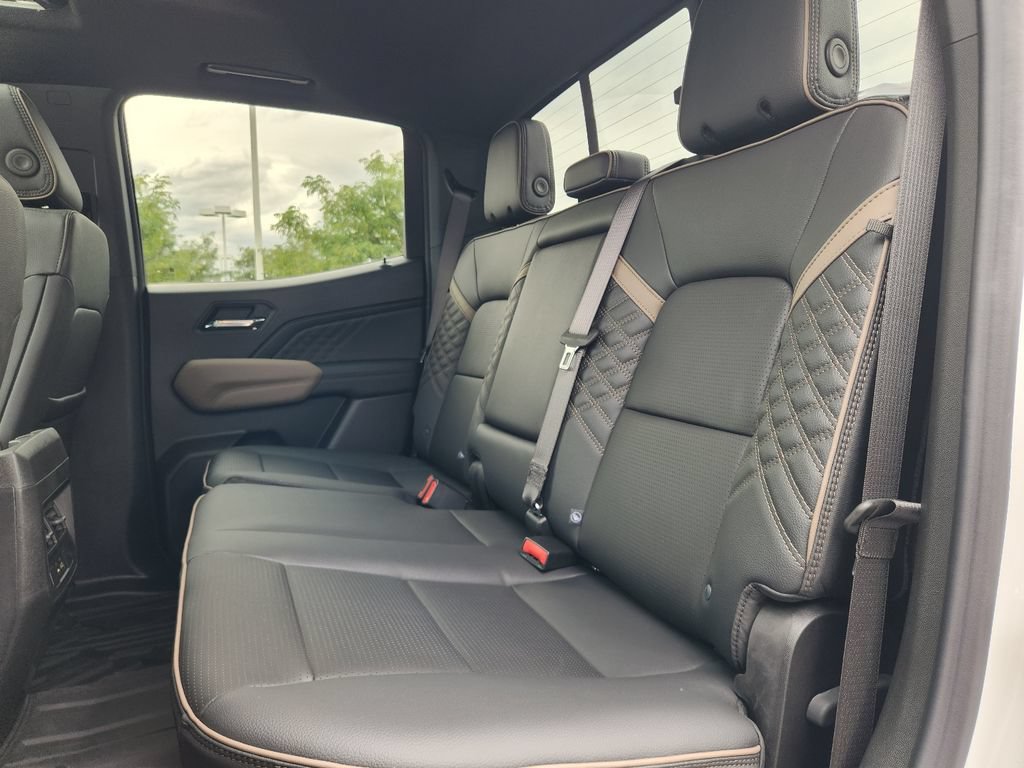 New 2026 GMC Canyon Denali AWD/4WD image 4