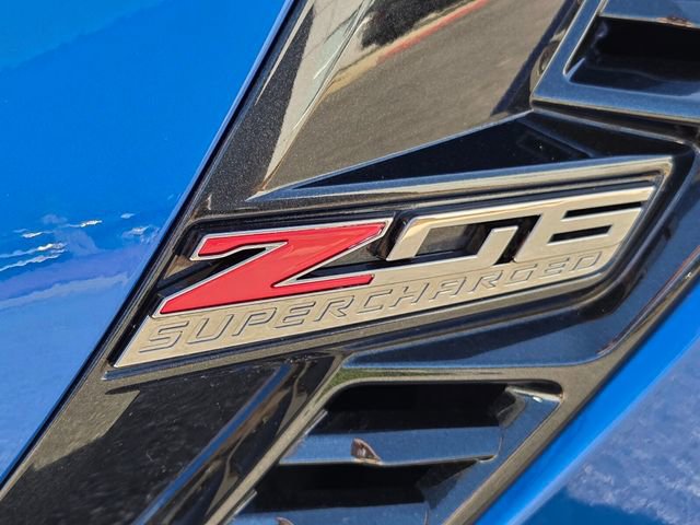 Used 2016 Chevrolet Corvette Z06 w/ 3LZ Preferred Equipment Group image 17