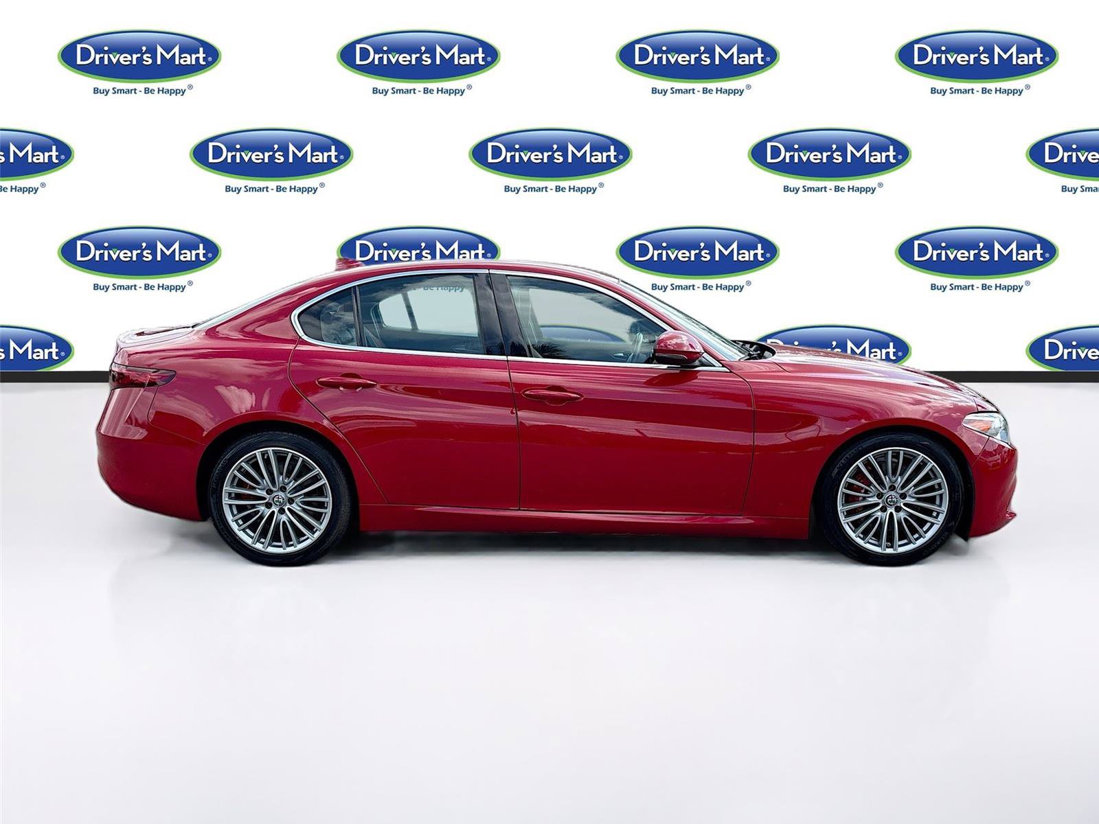 Used 2017 Alfa Romeo Giulia Ti w/ TI Lusso Package RWD image 8