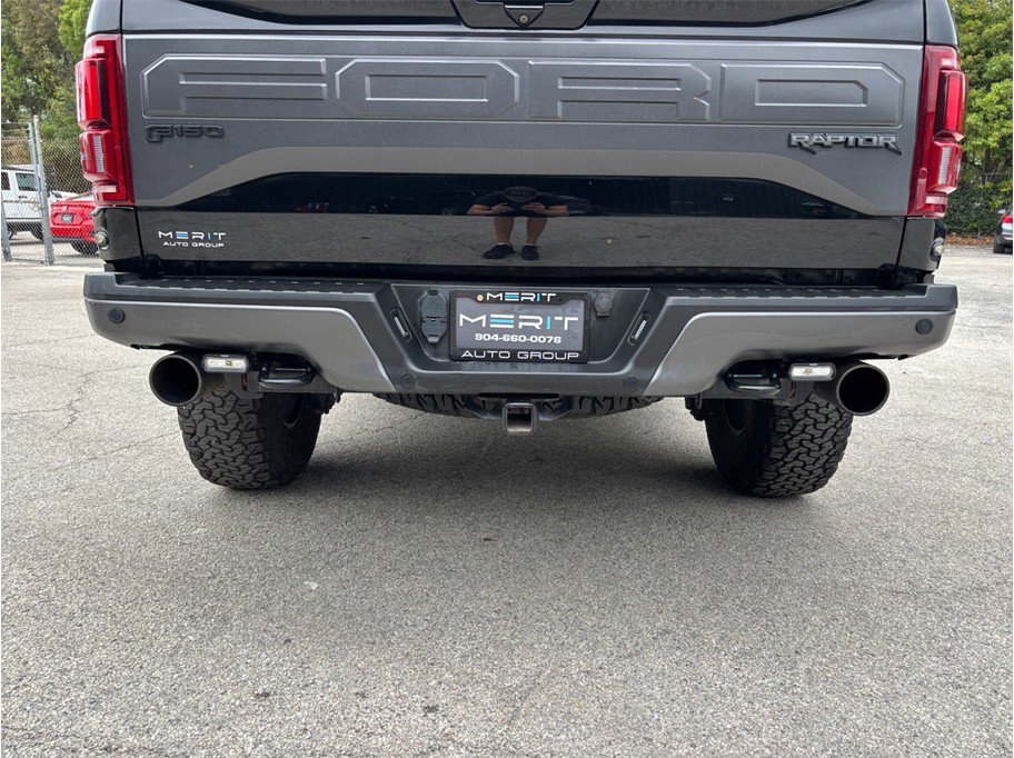 Used 2018 Ford F150 Raptor w/ Equipment Group 802A Luxury AWD/4WD image 18