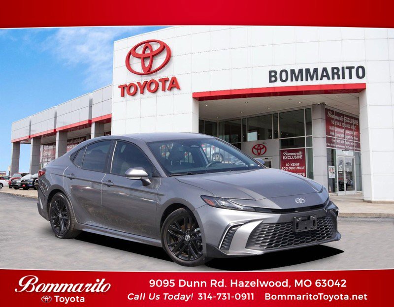 Used 2025 Toyota Camry SE