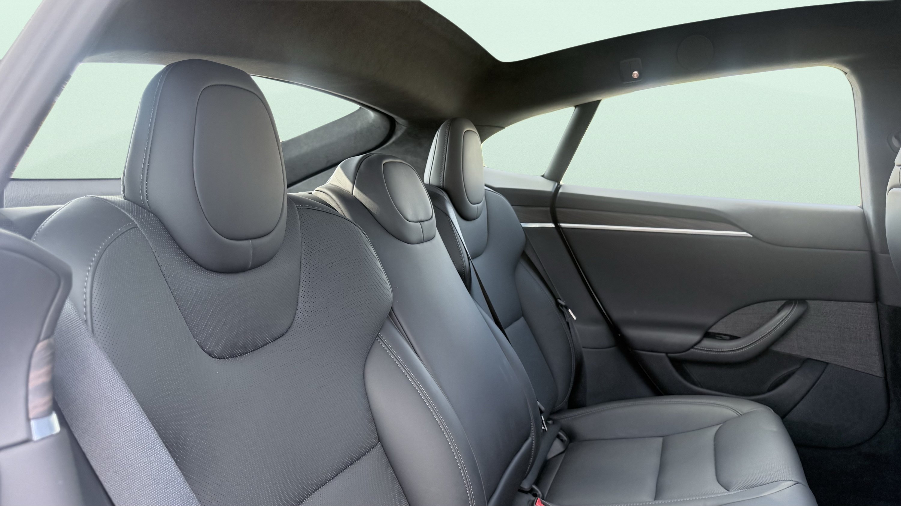 Used 2024 Tesla Model S AWD/4WD image 48