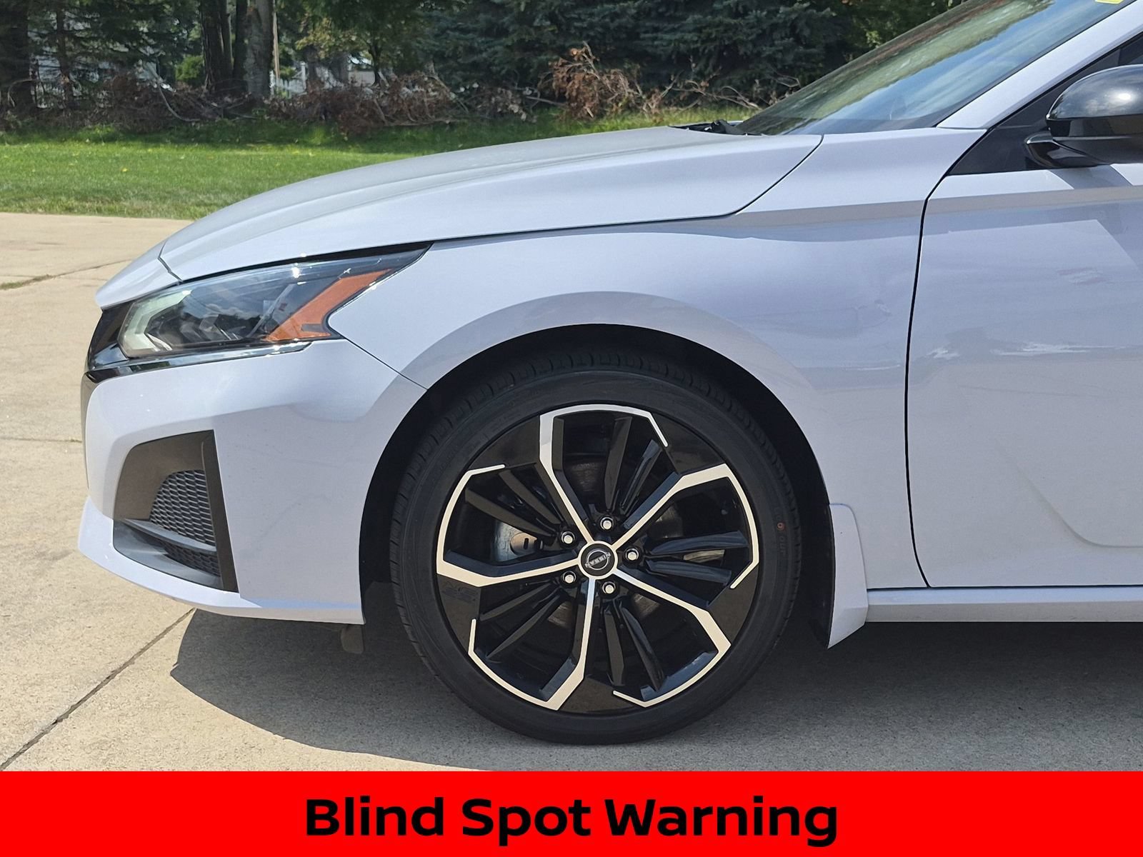 Certified 2023 Nissan Altima 2.5 SR w/ SR Premium Package AWD/4WD image 16