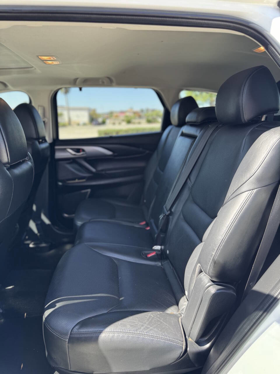 Used 2018 MAZDA CX-9 Touring w/ Touring Premium Package FWD image 14