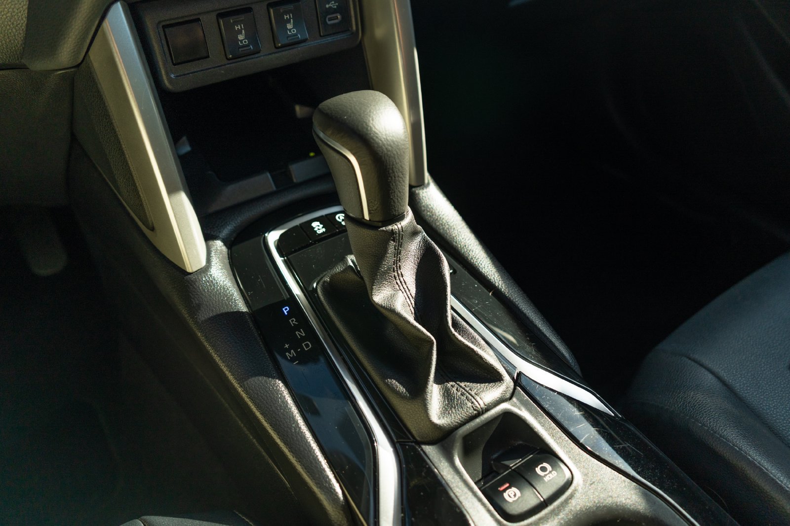 Certified 2025 Toyota Corolla Cross XLE FWD image 24