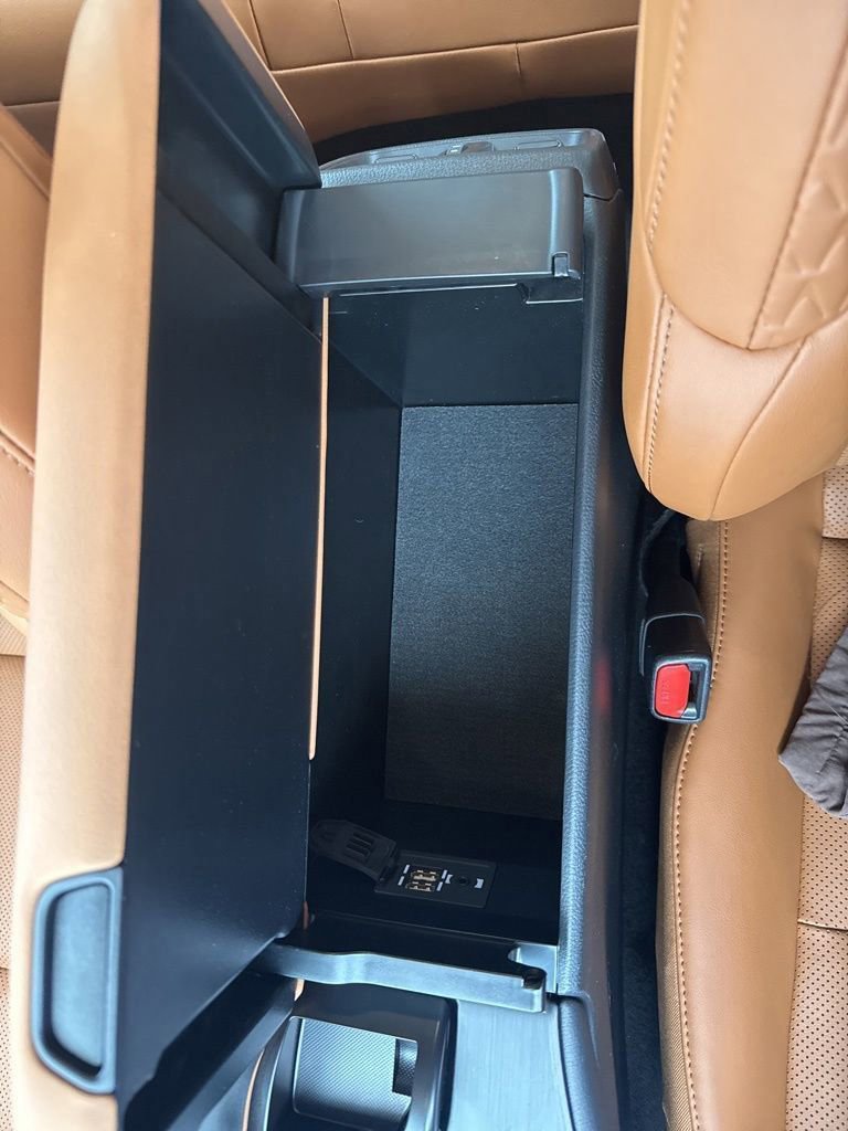 Used 2019 Lexus UX 200 w/ Accessory Package 2 image 40