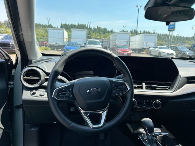 Used 2025 Chevrolet Trax ACTIV w/ Driver Confidence Package FWD image 10