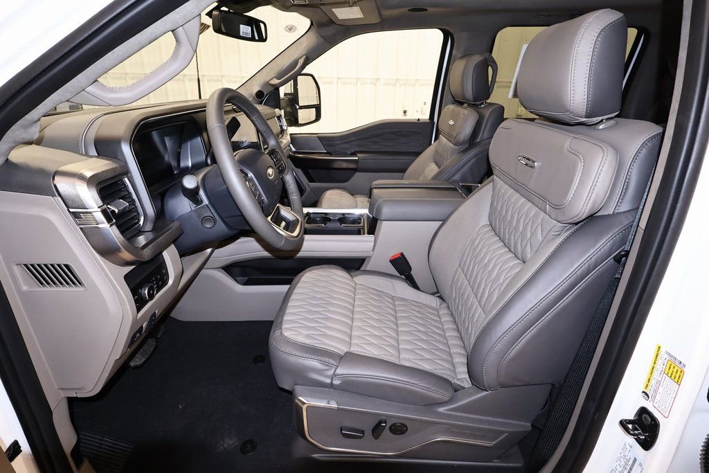 New 2026 Ford F450 Platinum w/ Platinum Plus Package image 12