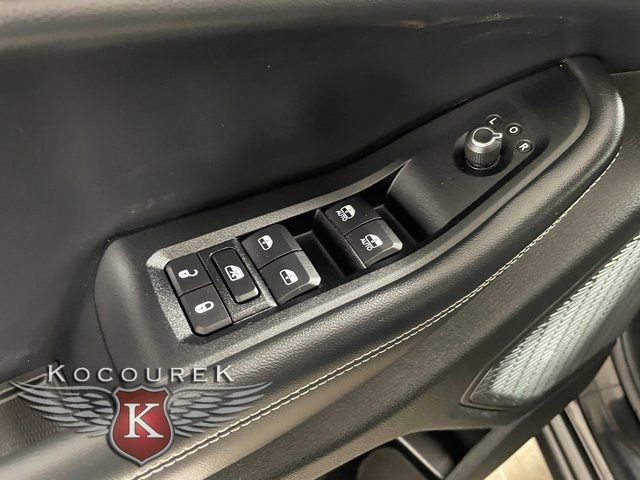 Used 2023 Jeep Grand Cherokee Altitude image 19