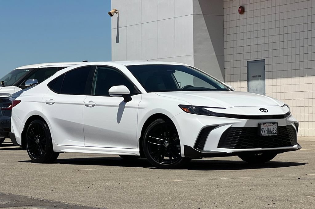 Certified 2026 Toyota Camry SE FWD image 2