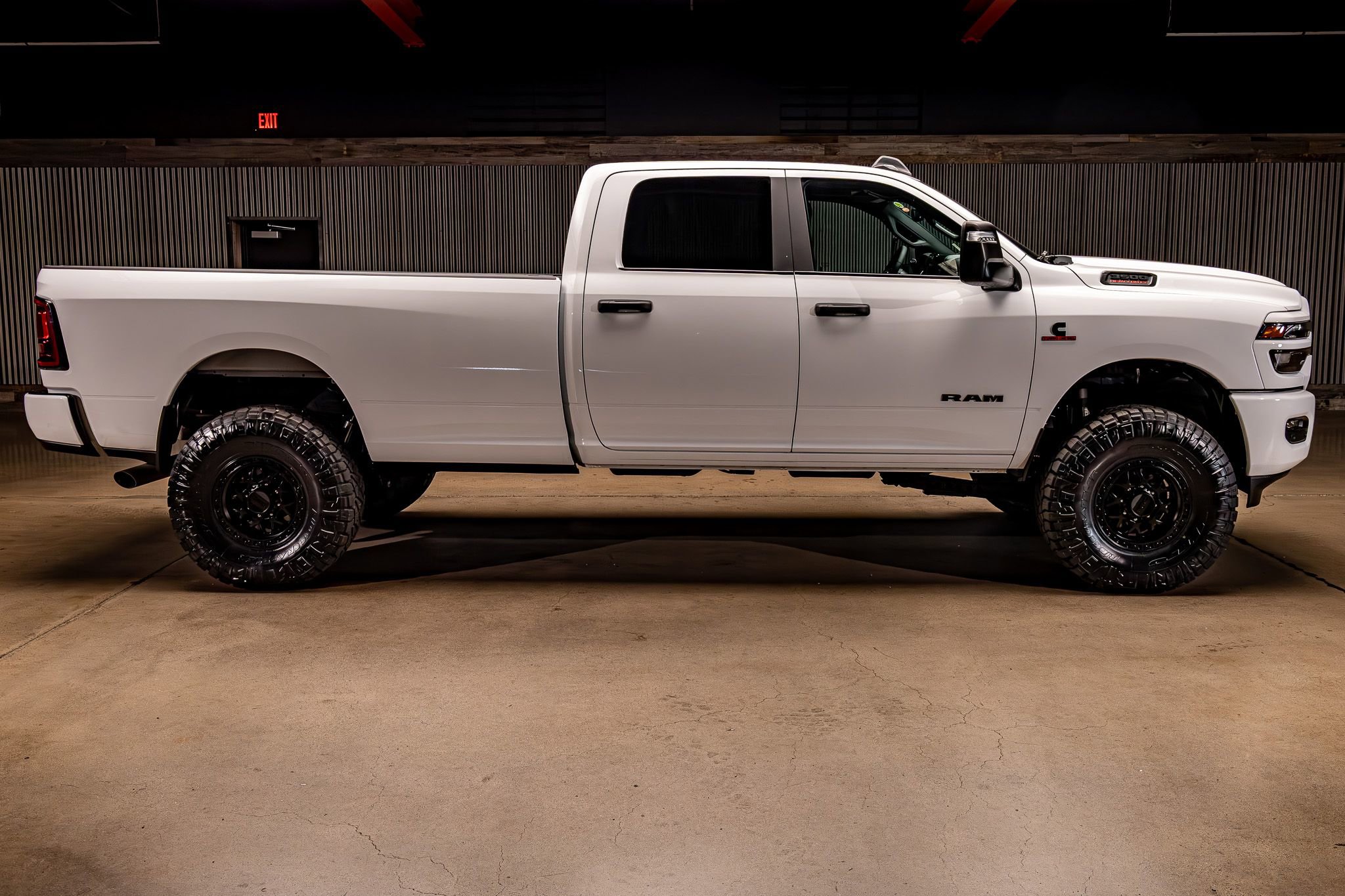 Used 2025 RAM 3500 Big Horn image 11