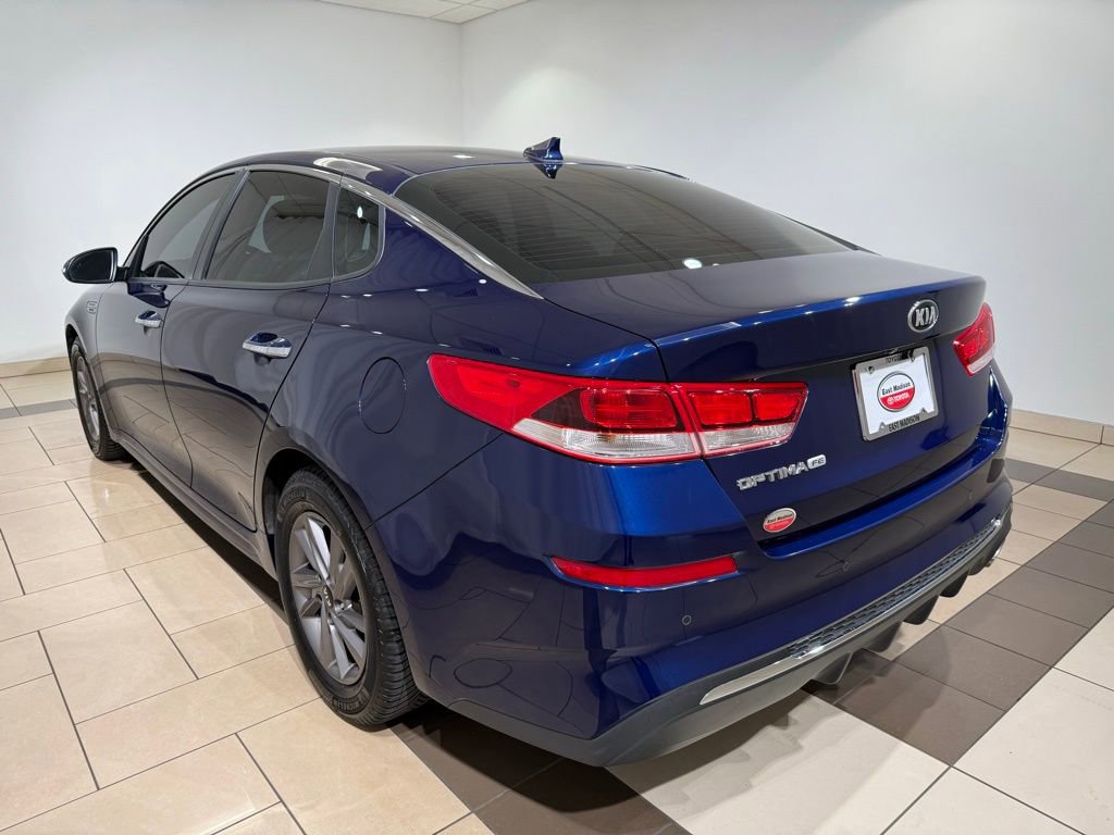 Used 2020 Kia Optima LX image 3