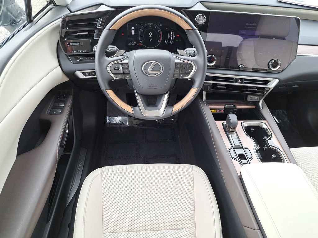 Used 2024 Lexus RX 350 Premium image 12