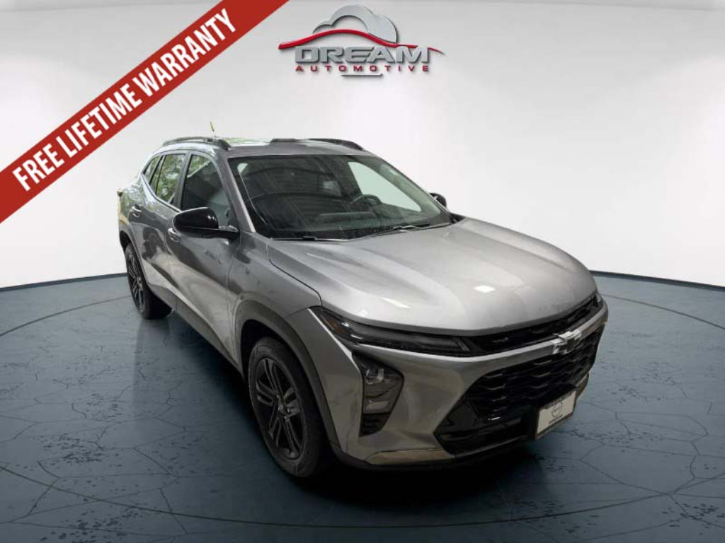 Used 2025 Chevrolet Trax ACTIV w/ Sunroof Package FWD image 1