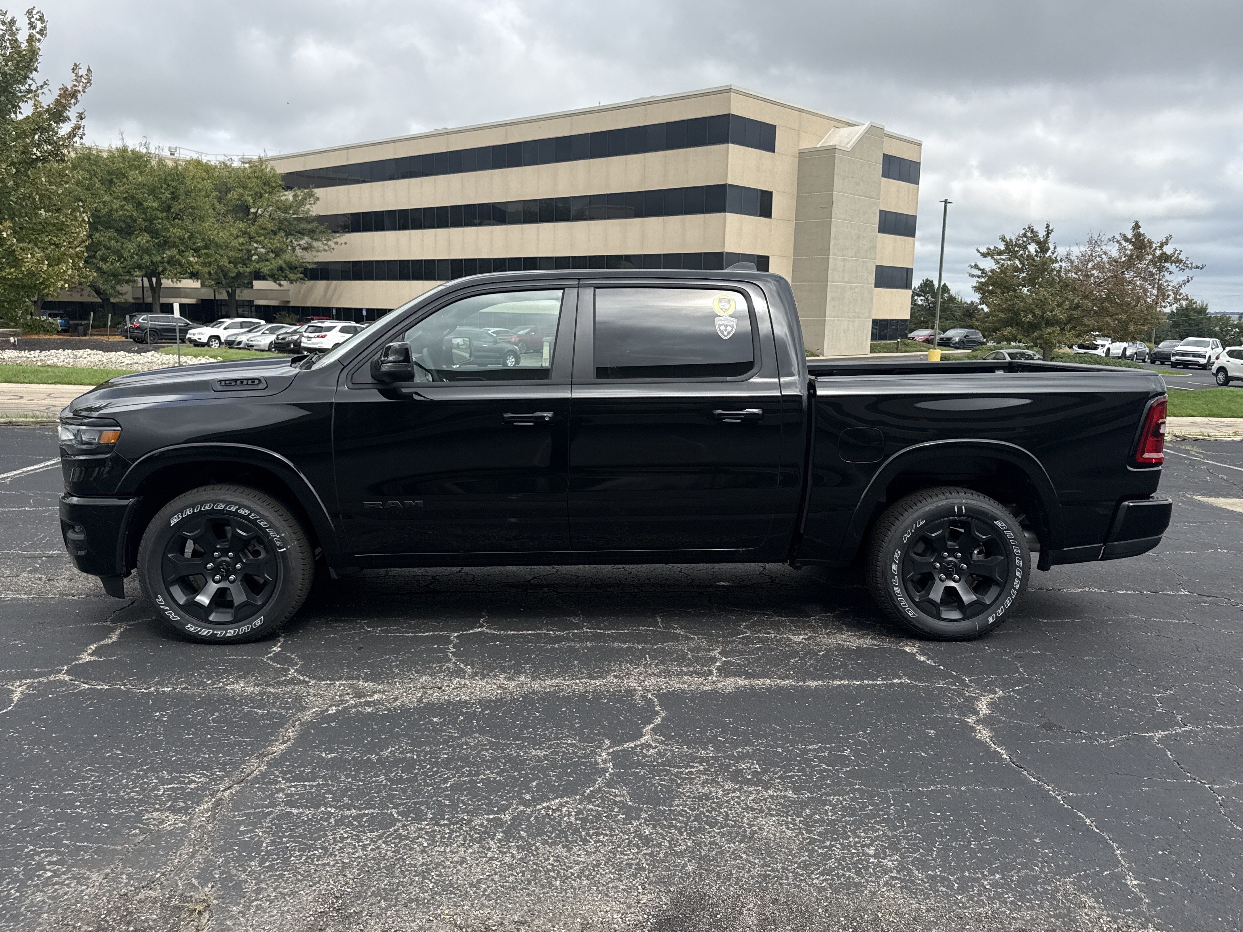 New 2026 RAM 1500 Big Horn AWD/4WD image 5