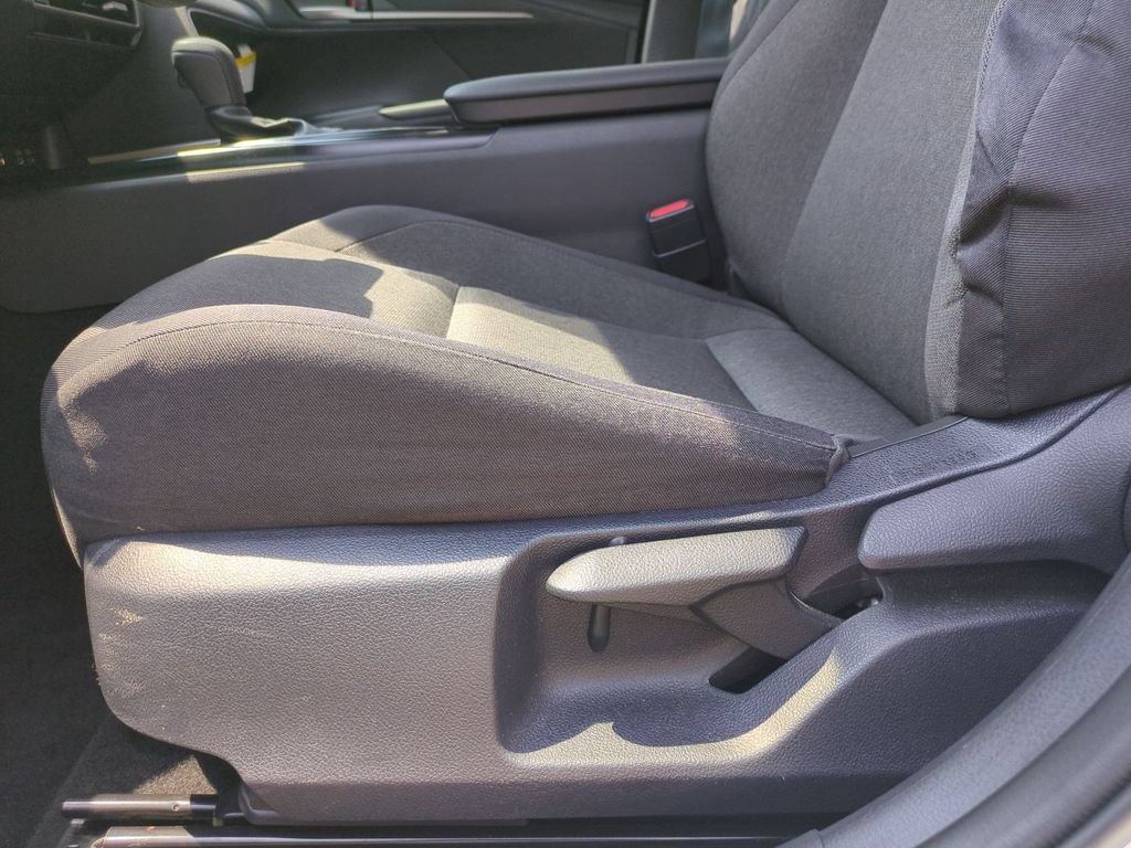 Used 2025 Toyota Camry LE FWD image 14