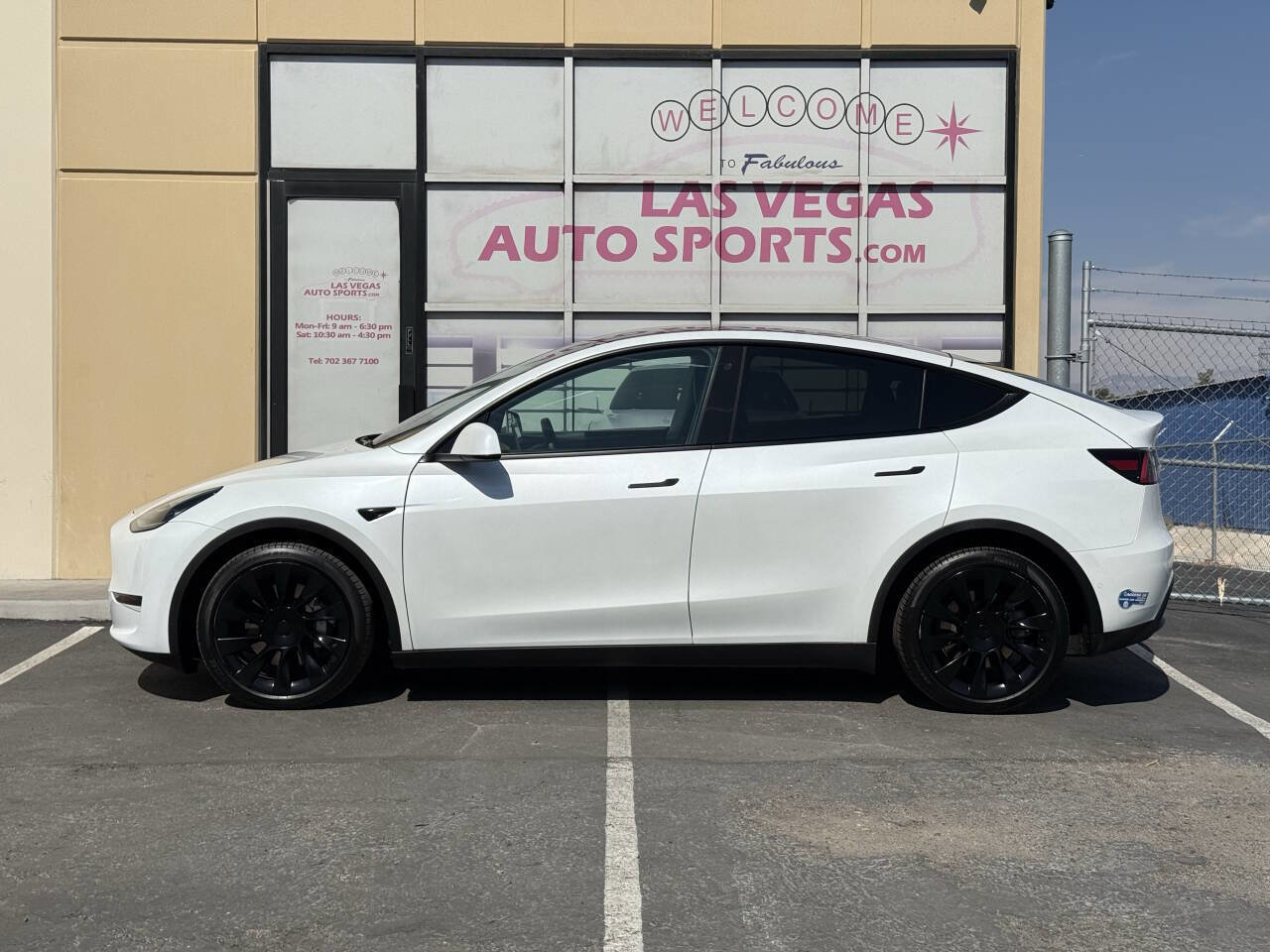 Used 2021 Tesla Model Y Long Range image 5