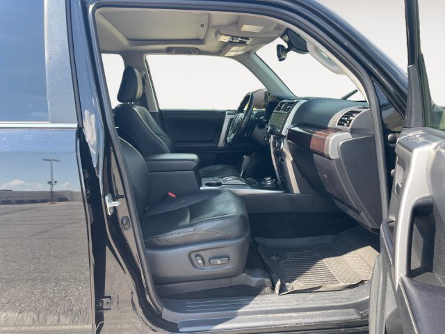 Used 2023 Toyota 4Runner Limited AWD/4WD image 15