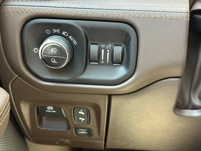 New 2026 RAM 1500 Limited AWD/4WD image 16