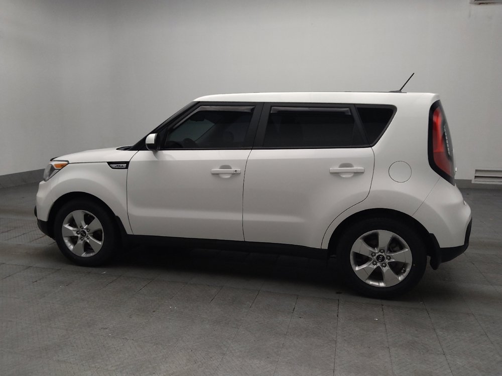 Used 2017 Kia Soul FWD image 3