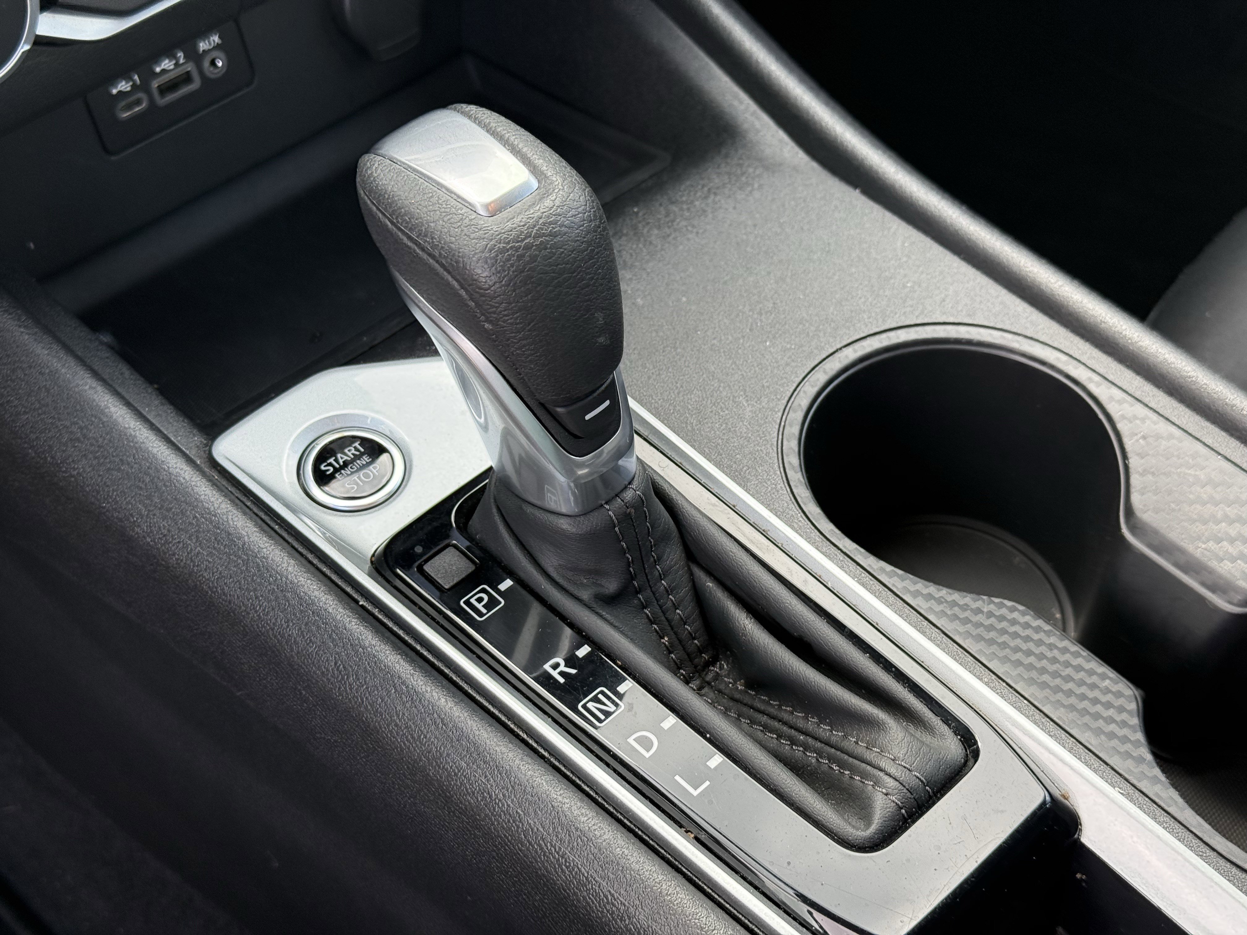 Used 2025 Nissan Altima 2.5 SV FWD image 24